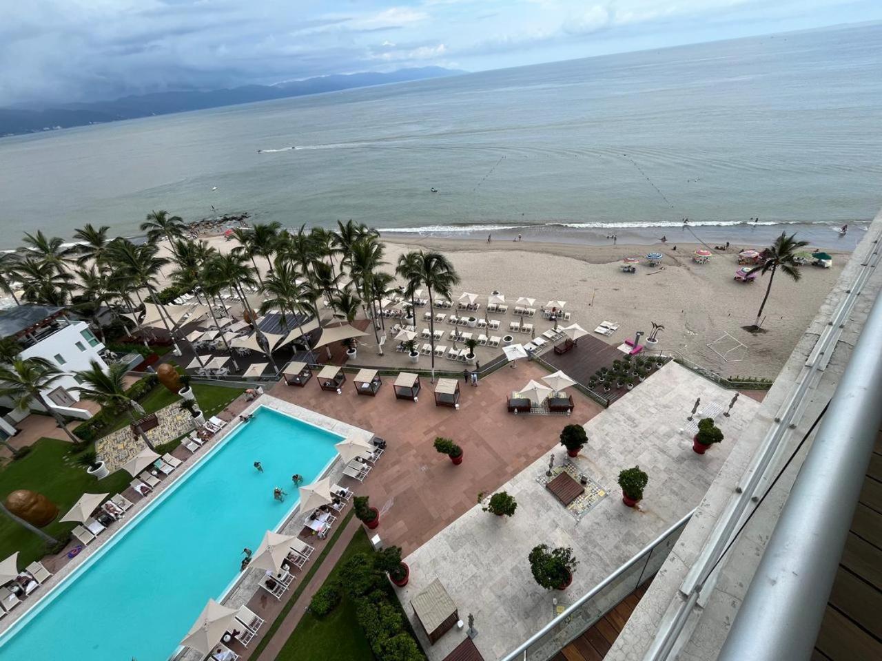 Icon Vallarta, Puerto Vallarta Buitenkant foto