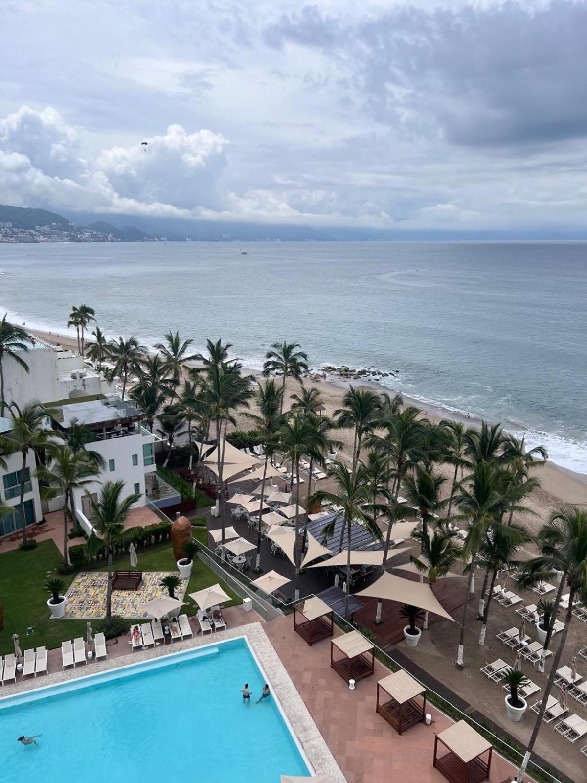 Icon Vallarta, Puerto Vallarta Buitenkant foto