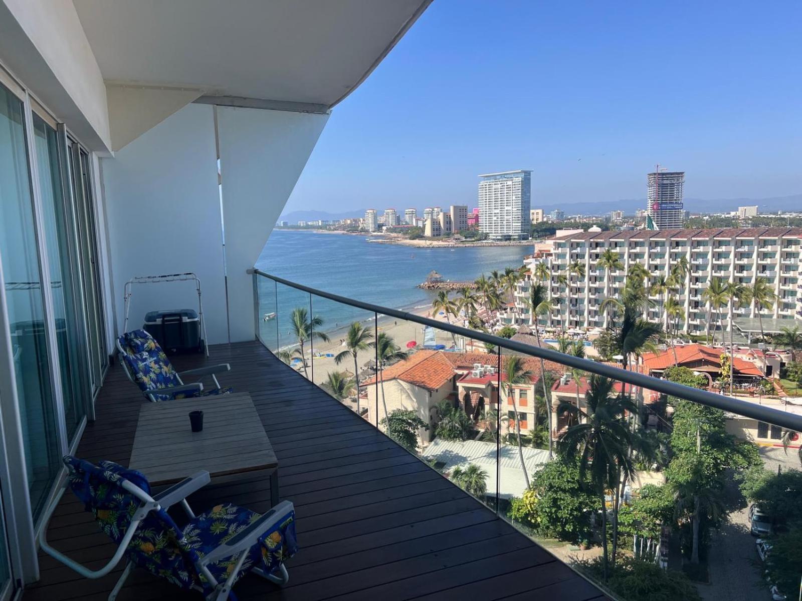 Icon Vallarta, Puerto Vallarta Buitenkant foto