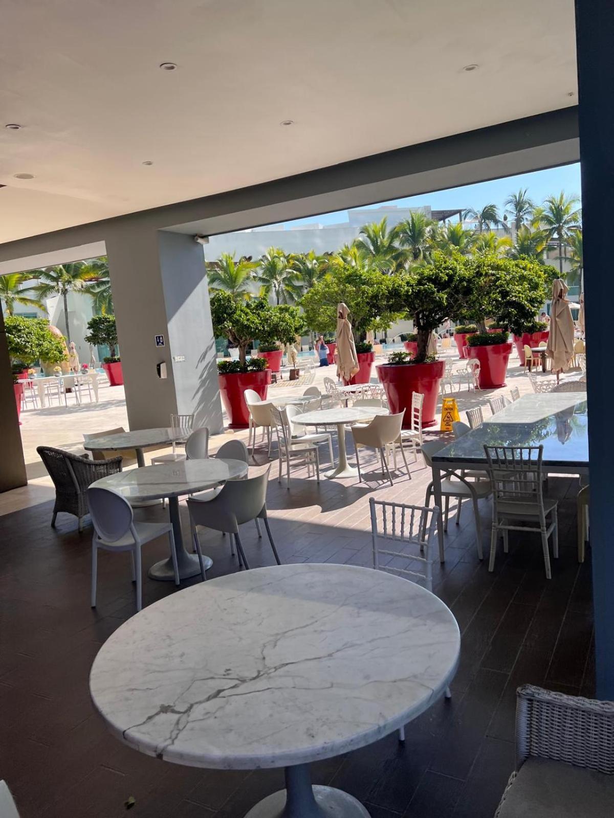 Icon Vallarta, Puerto Vallarta Buitenkant foto